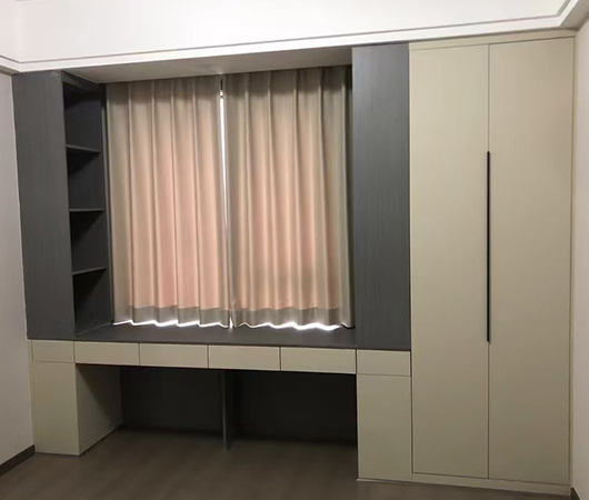 实木衣柜