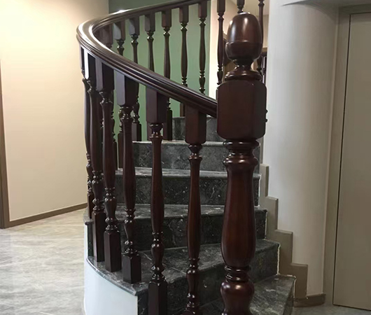 实木楼梯